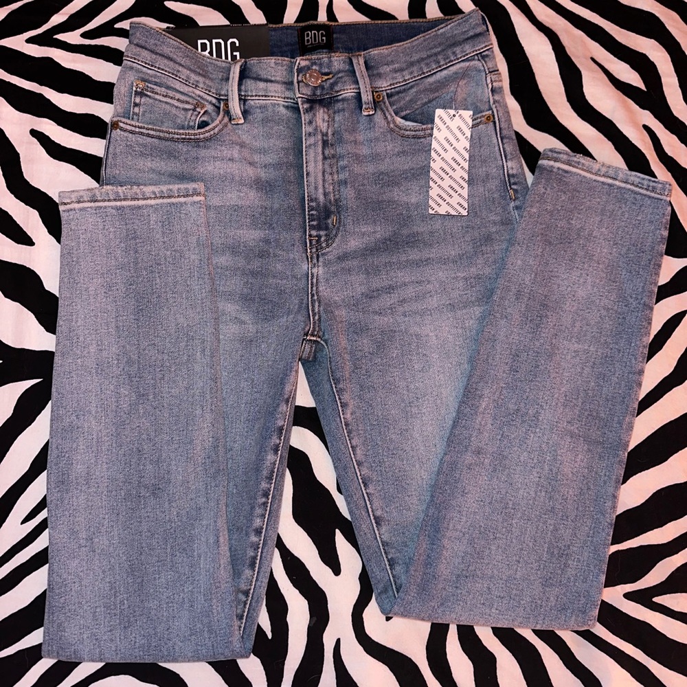 Urban Outfitters BDG Brand New with Tags “Twig High-Rise” Skinny Jeans Size 27